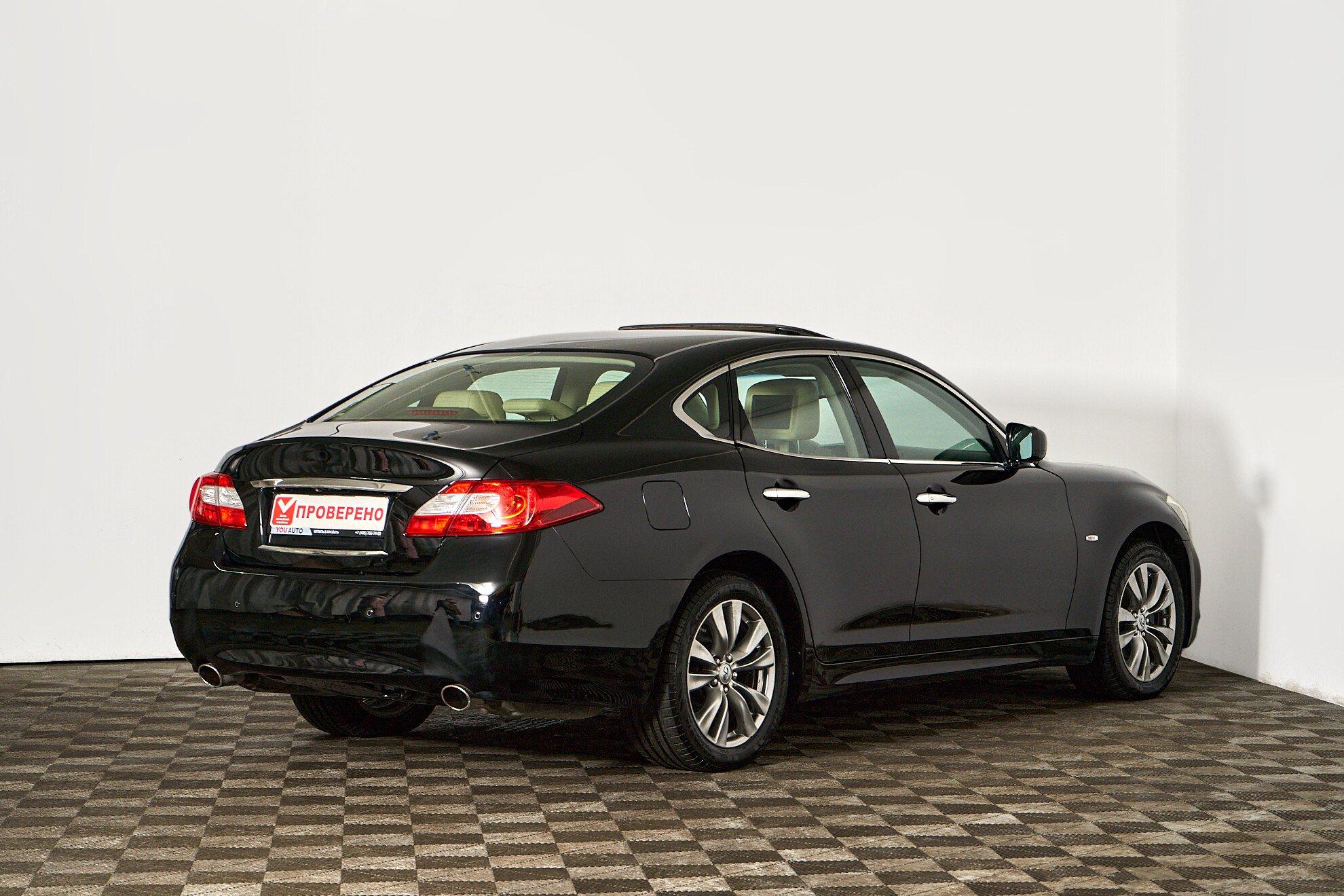 Infiniti Q70 2014, черный