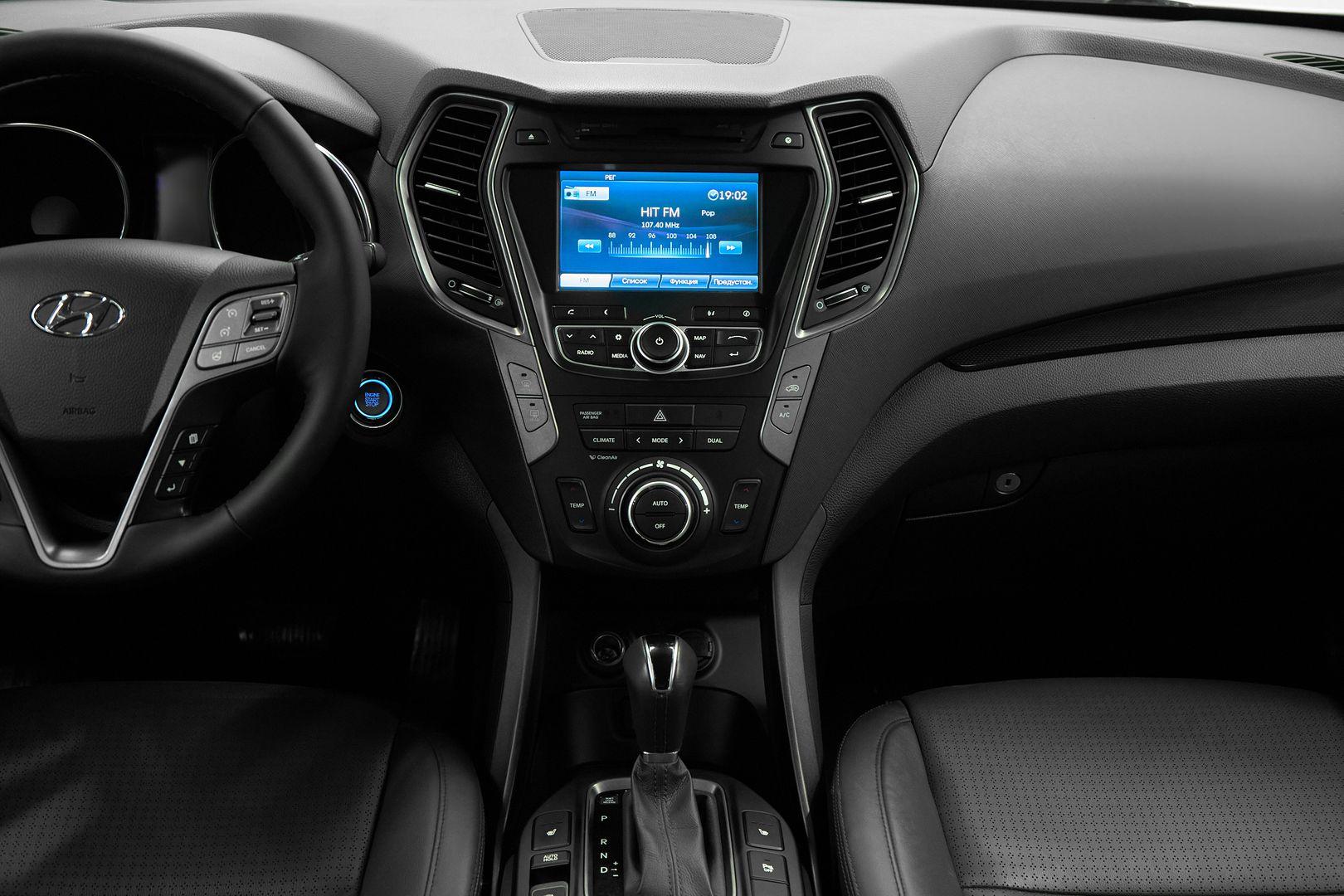 Hyundai Santa Fe 2013, белый
