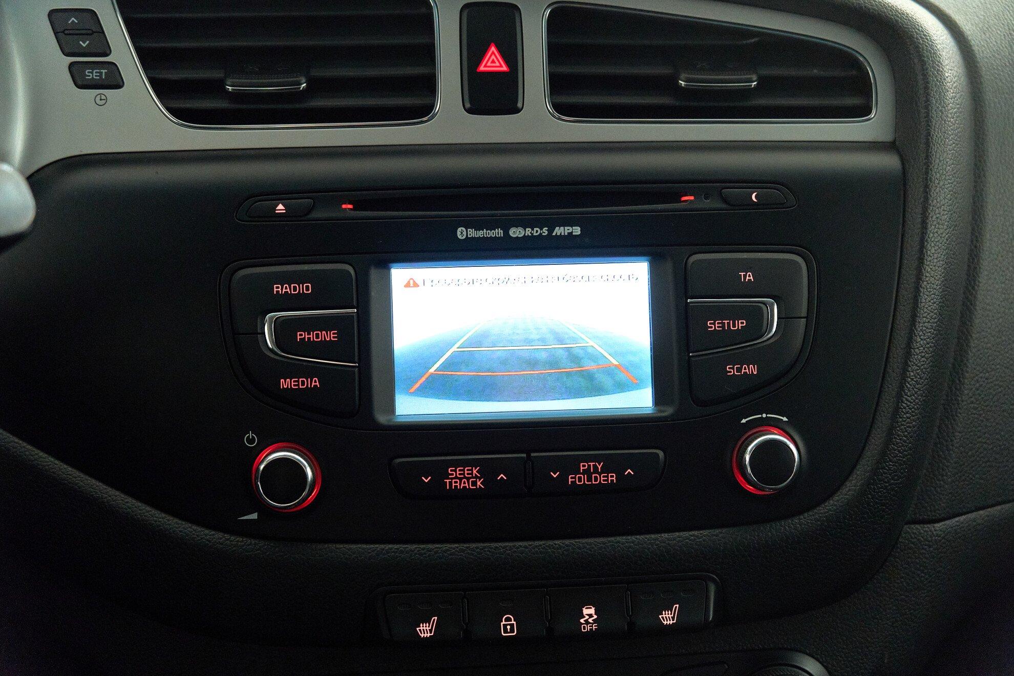 Kia Ceed 2013, серебряный