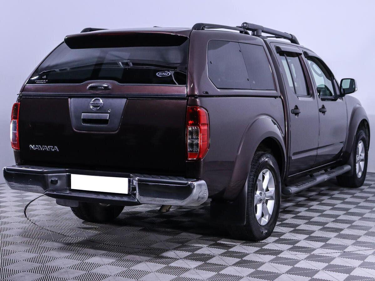 Nissan Navara (Frontier) 2012, коричневый