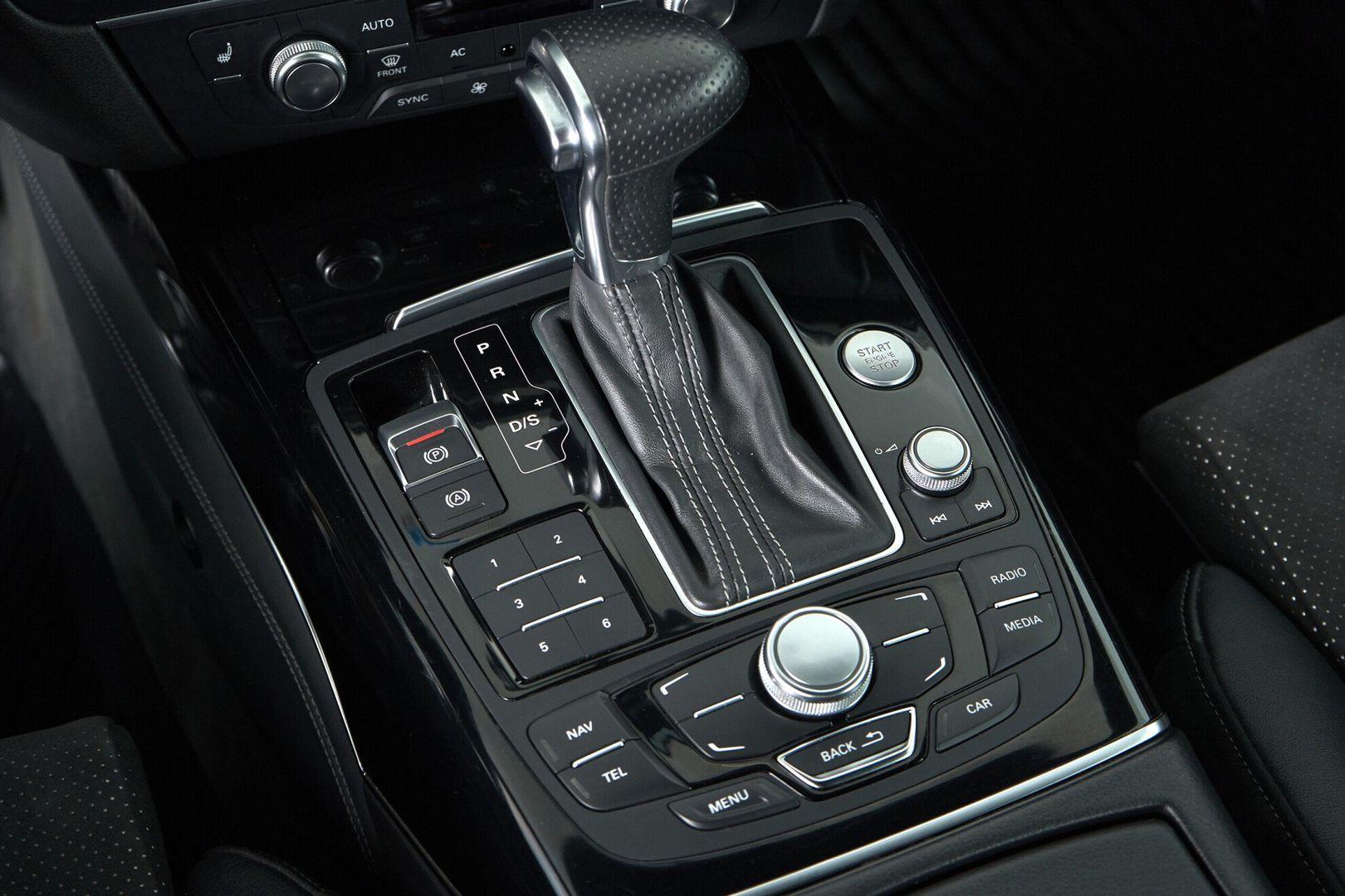 Audi A7 2013, серый