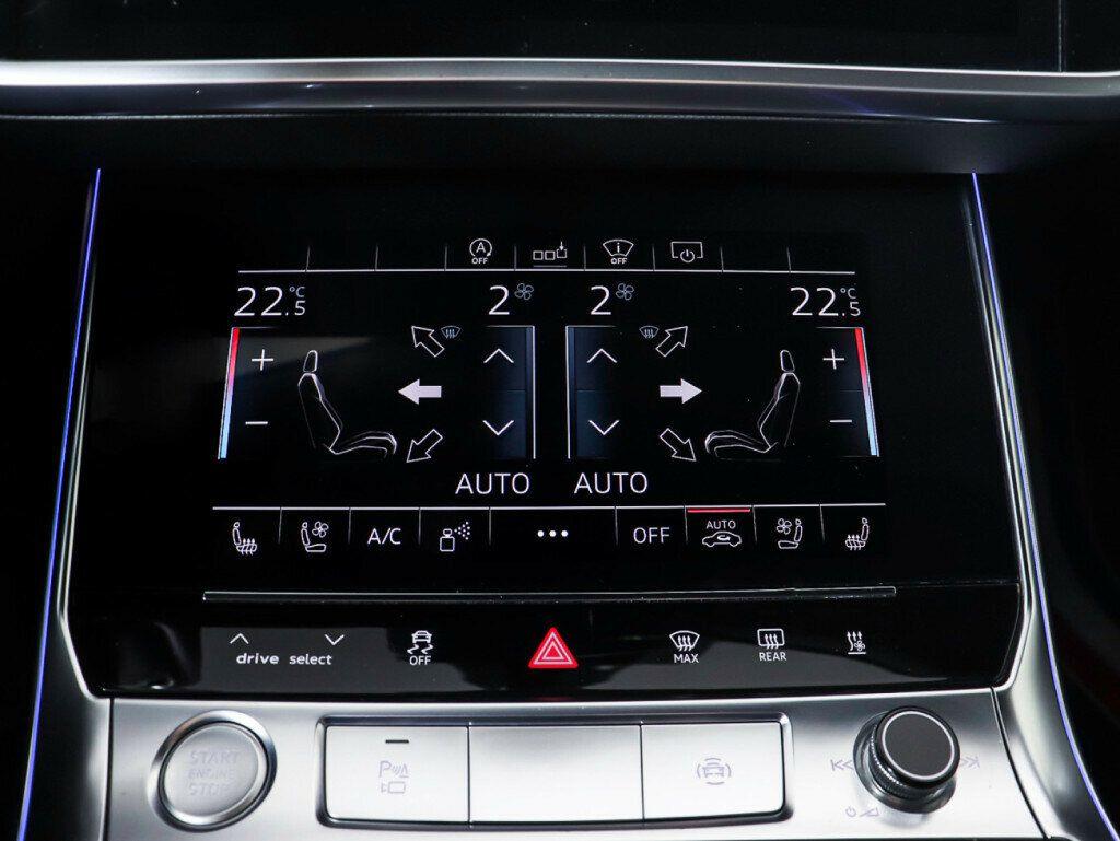Audi A6 2020, серый