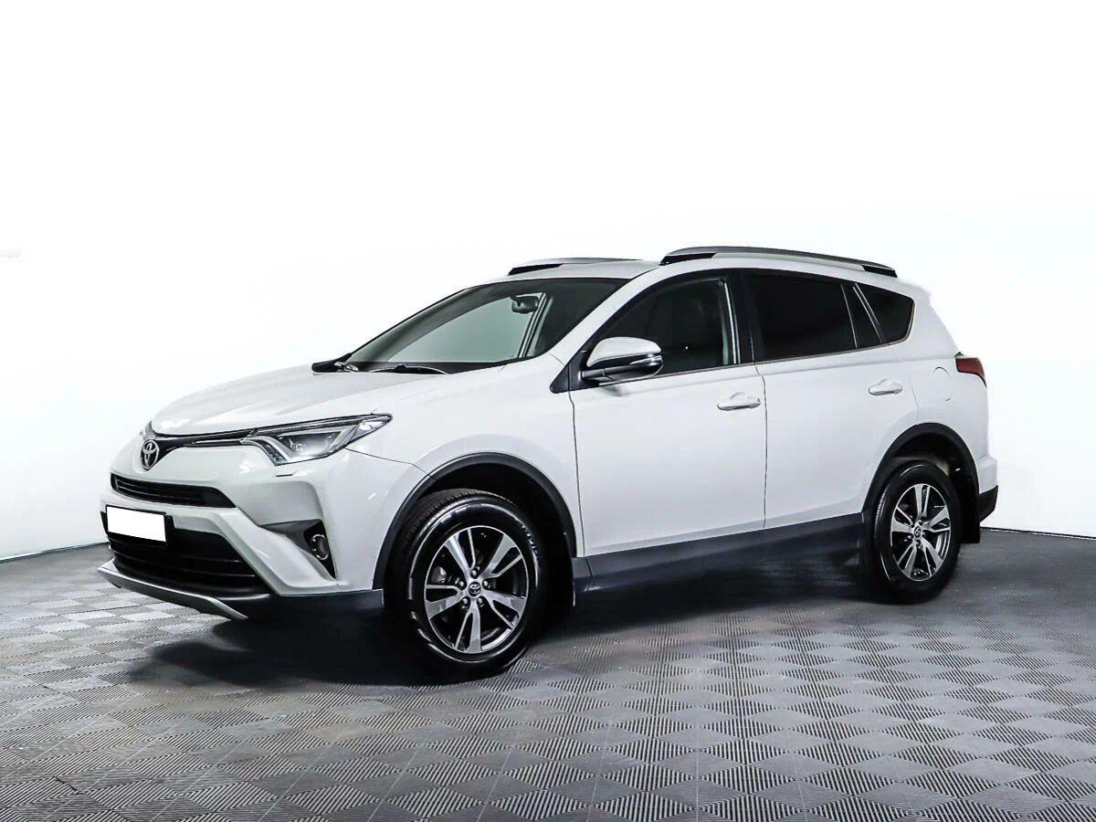 Toyota RAV4 2018, белый