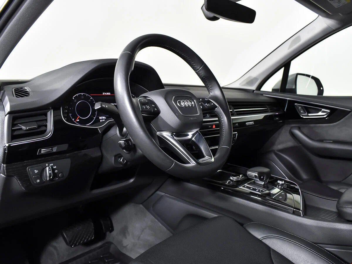 Audi Q7 2017, белый