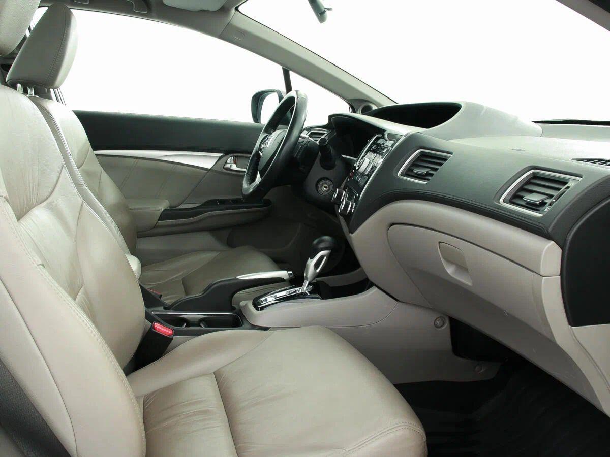 Honda Civic 2013, коричневый