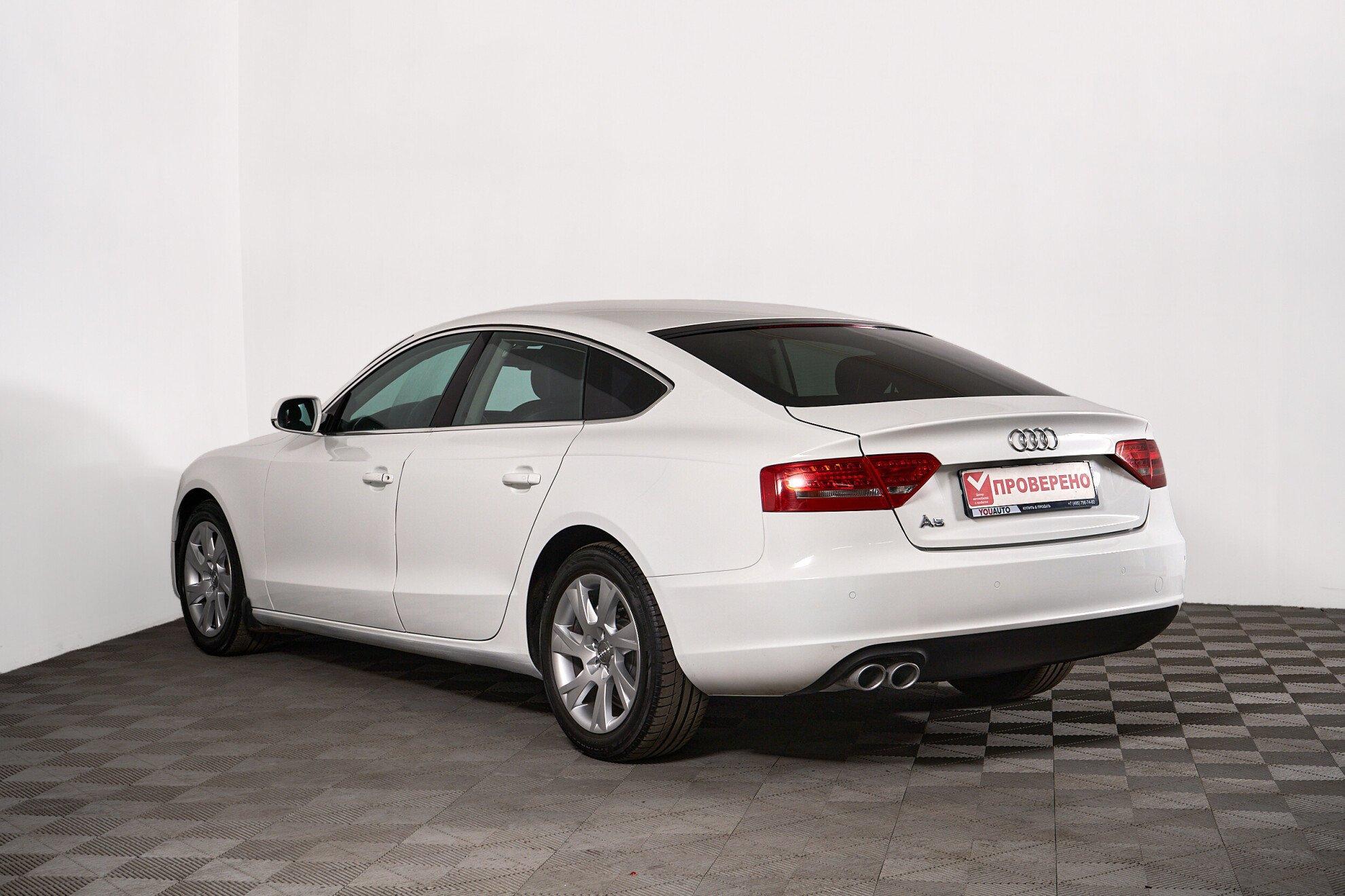 Audi A5 2011, белый