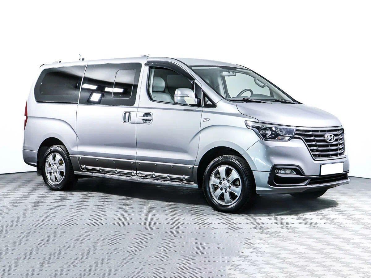 Hyundai Grand Starex 2019, серый