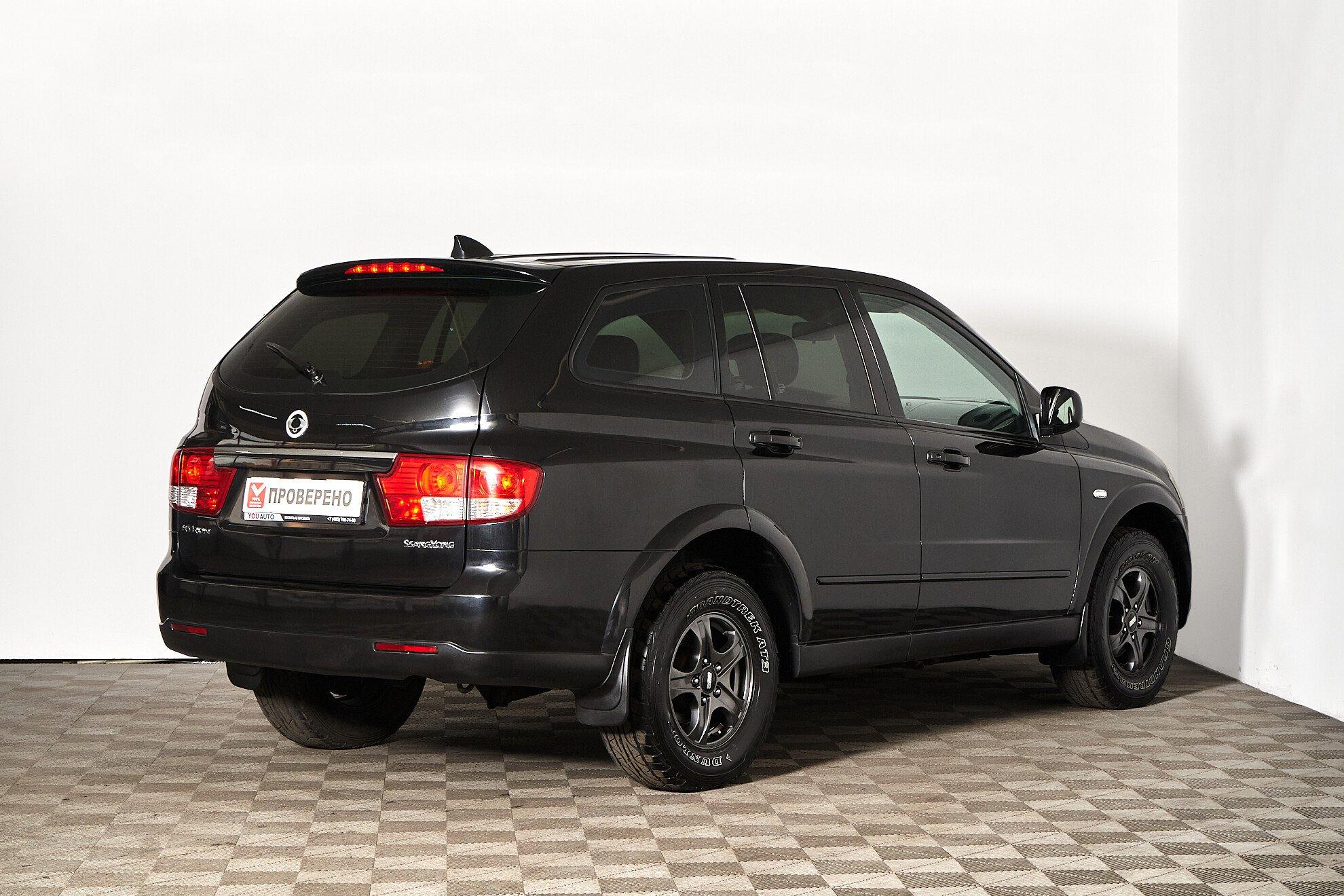 SsangYong Kyron 2013, черный