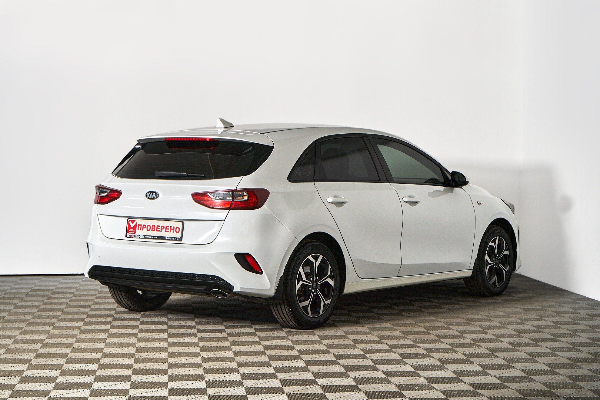 Kia Ceed 2018, белый