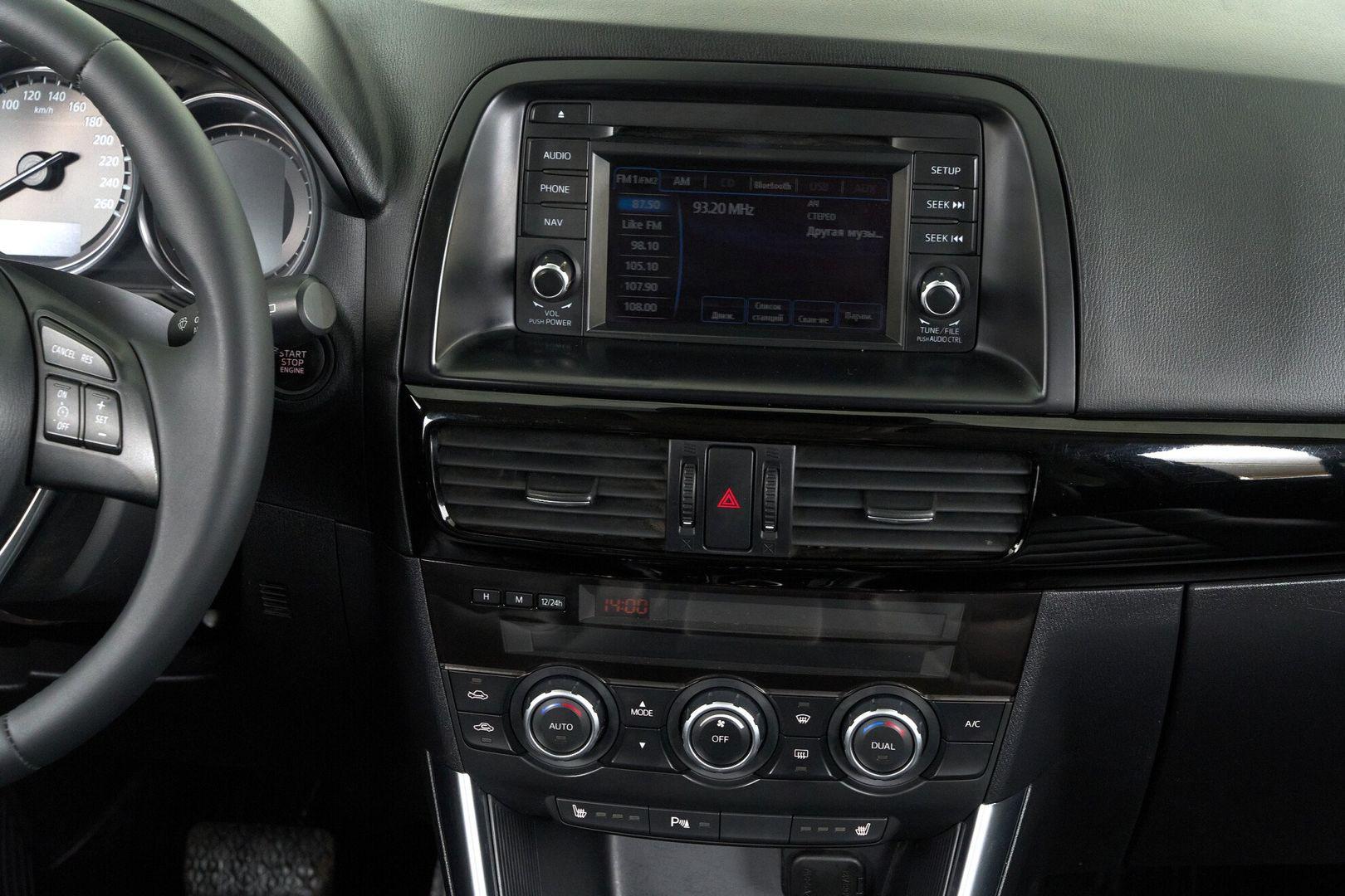 Mazda CX-5 2014, белый