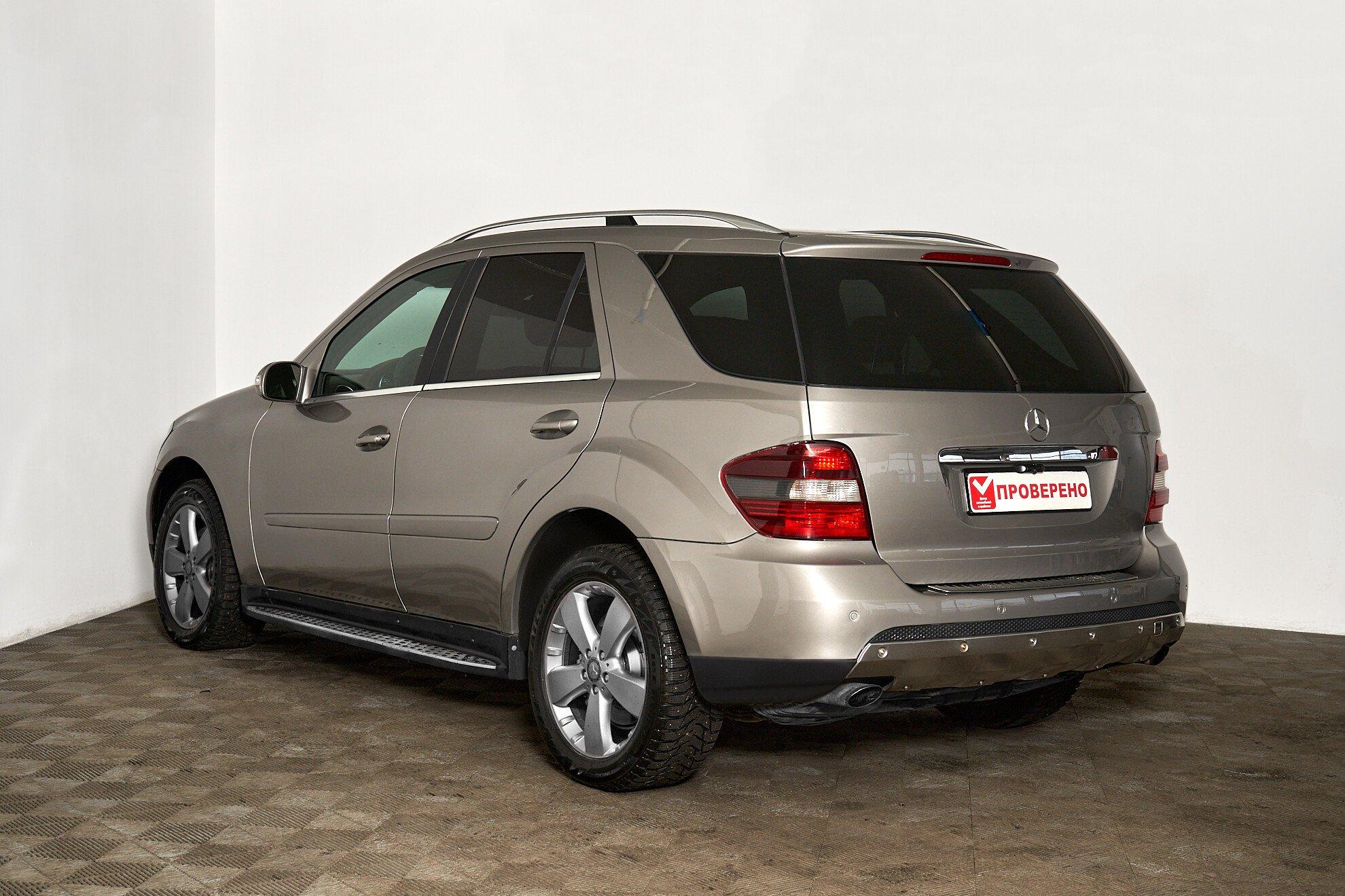 Mercedes-Benz M-Класс 2007, серебряный