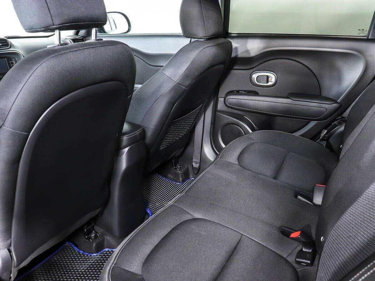 Kia Soul 2018, синий
