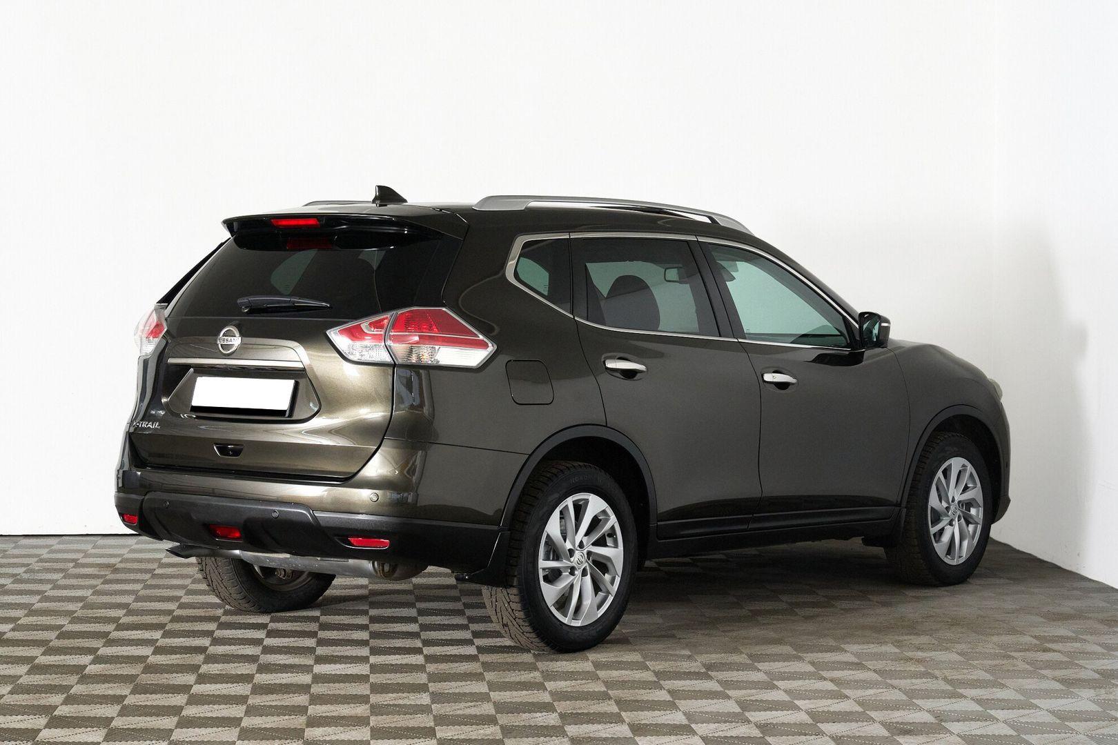 Nissan X-Trail 2017, зеленый