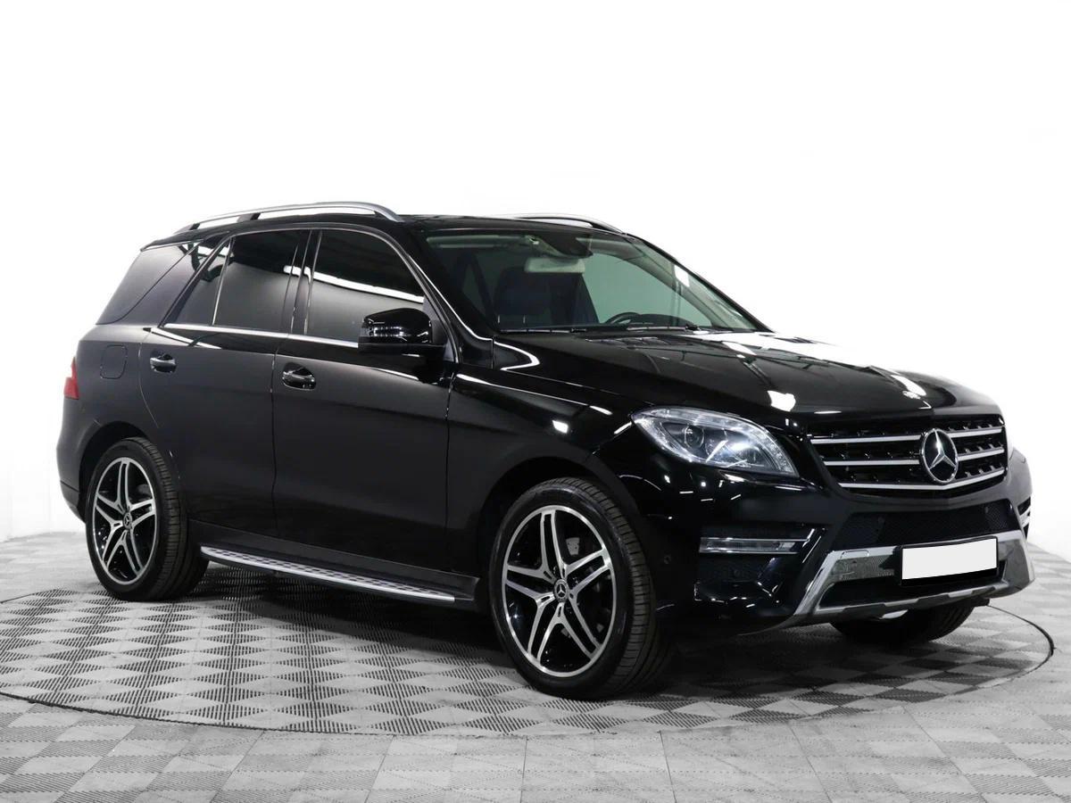Mercedes-Benz M-Класс 2012, черный