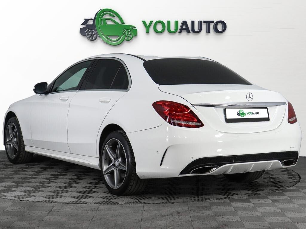 Mercedes-Benz C-Класс 2016, белый