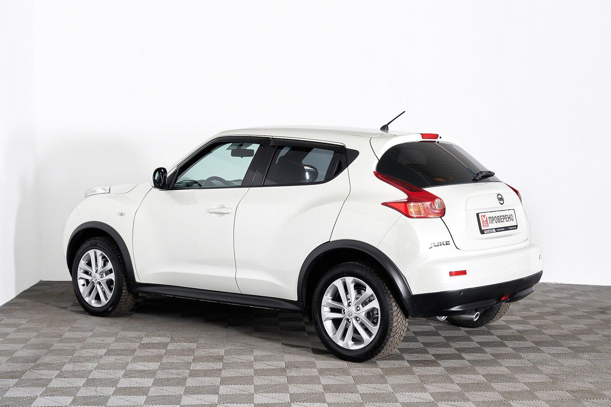 Nissan Juke 2013, белый