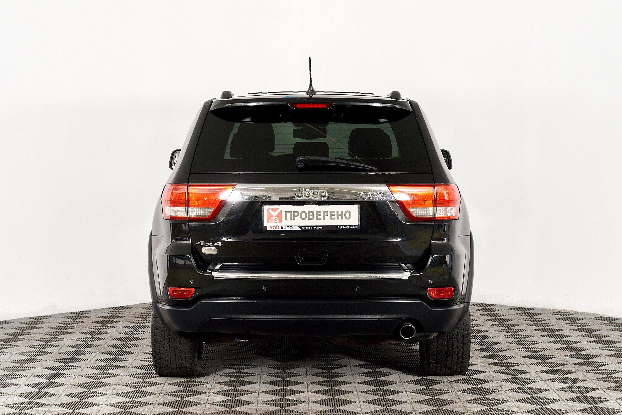 Jeep Grand Cherokee 2010, черный