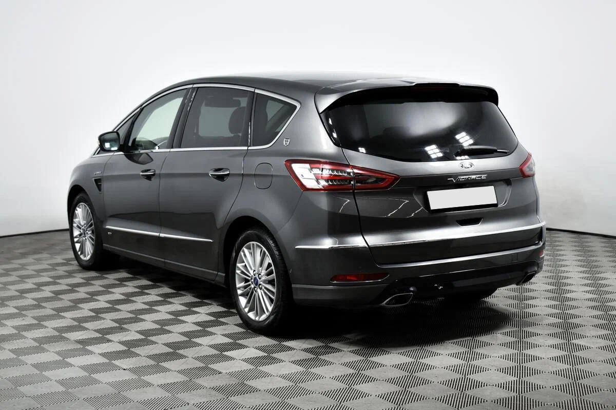 Ford S-MAX 2018, серый