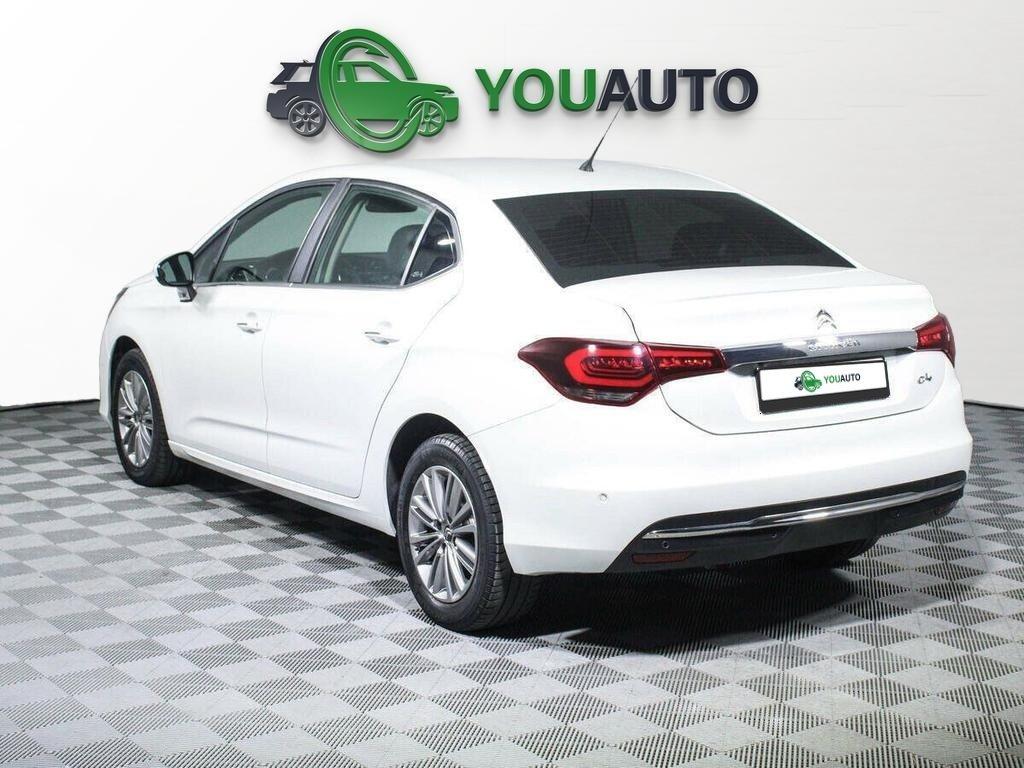 Citroen C4 2020, белый