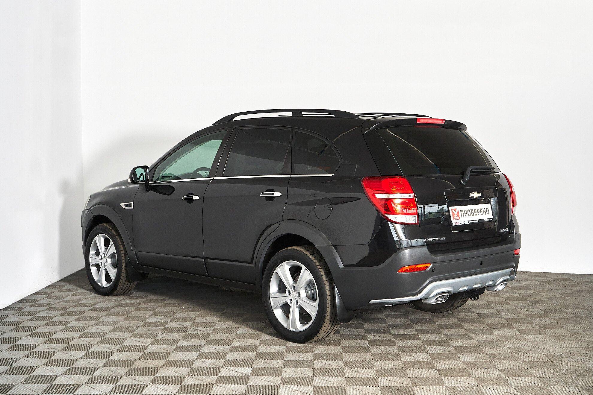 Chevrolet Captiva 2015, черный