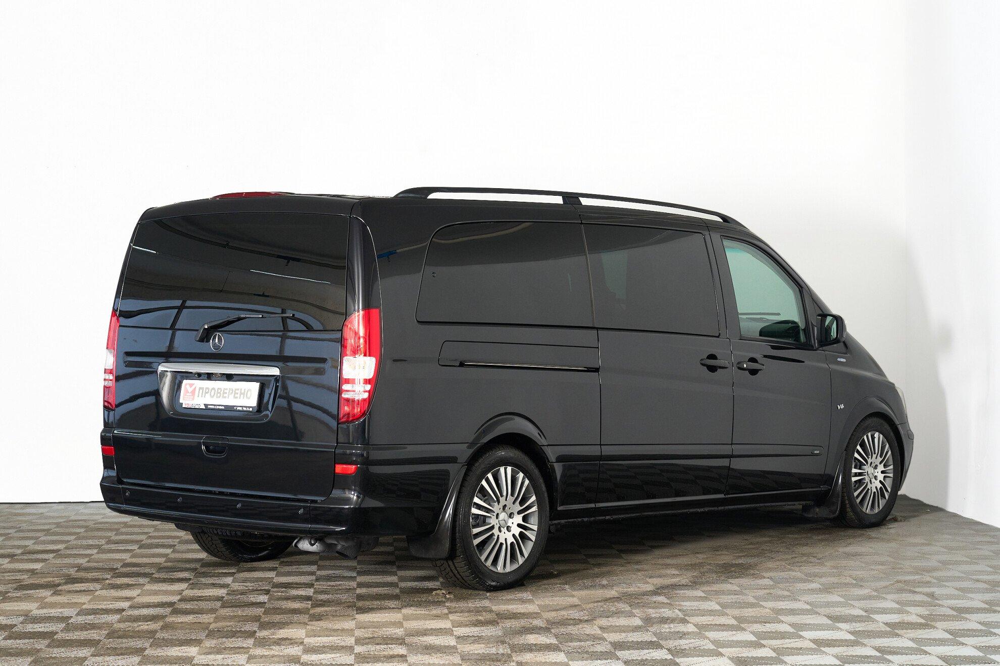 Mercedes-Benz Viano 2012, черный