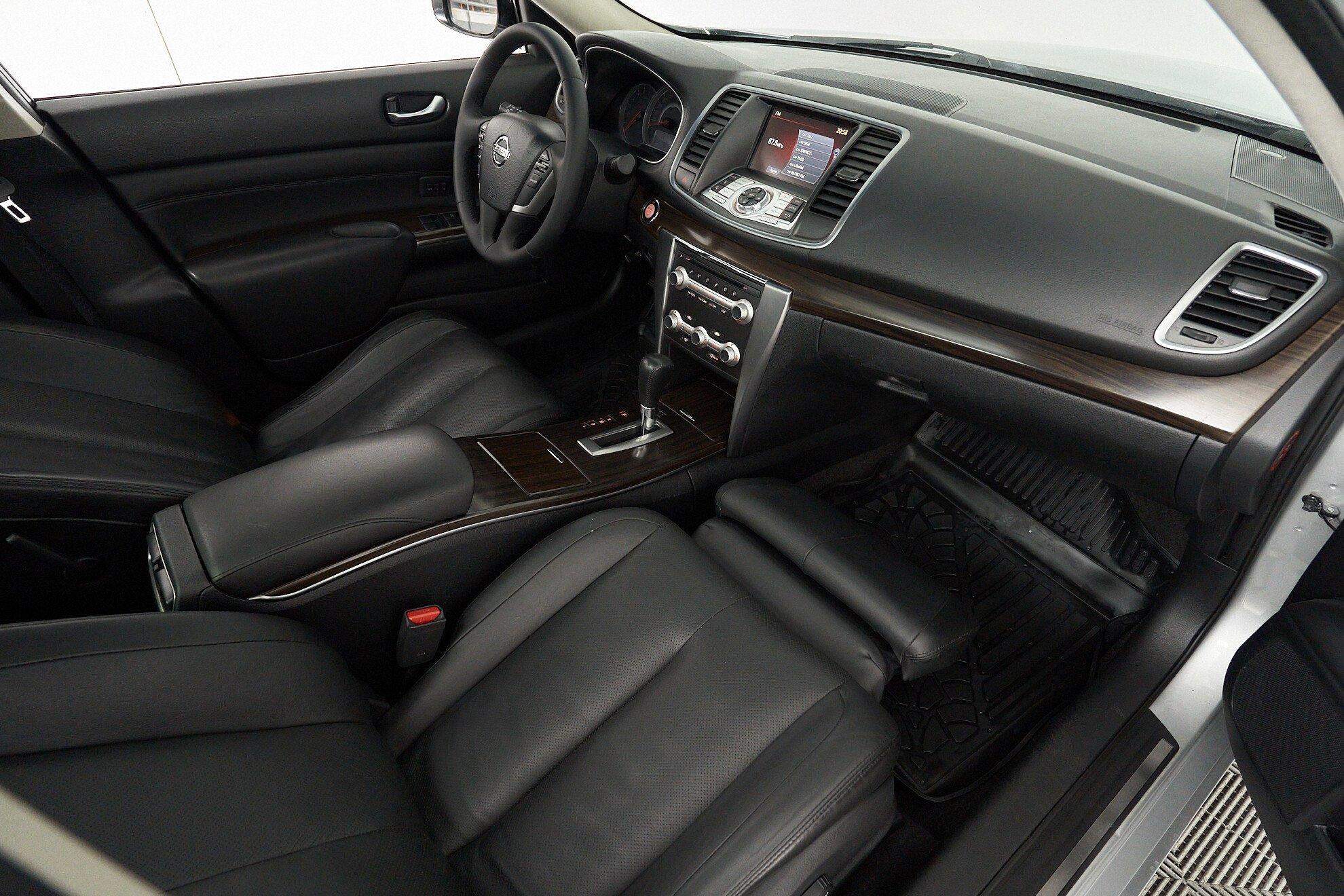 Nissan Teana 2012, серебряный