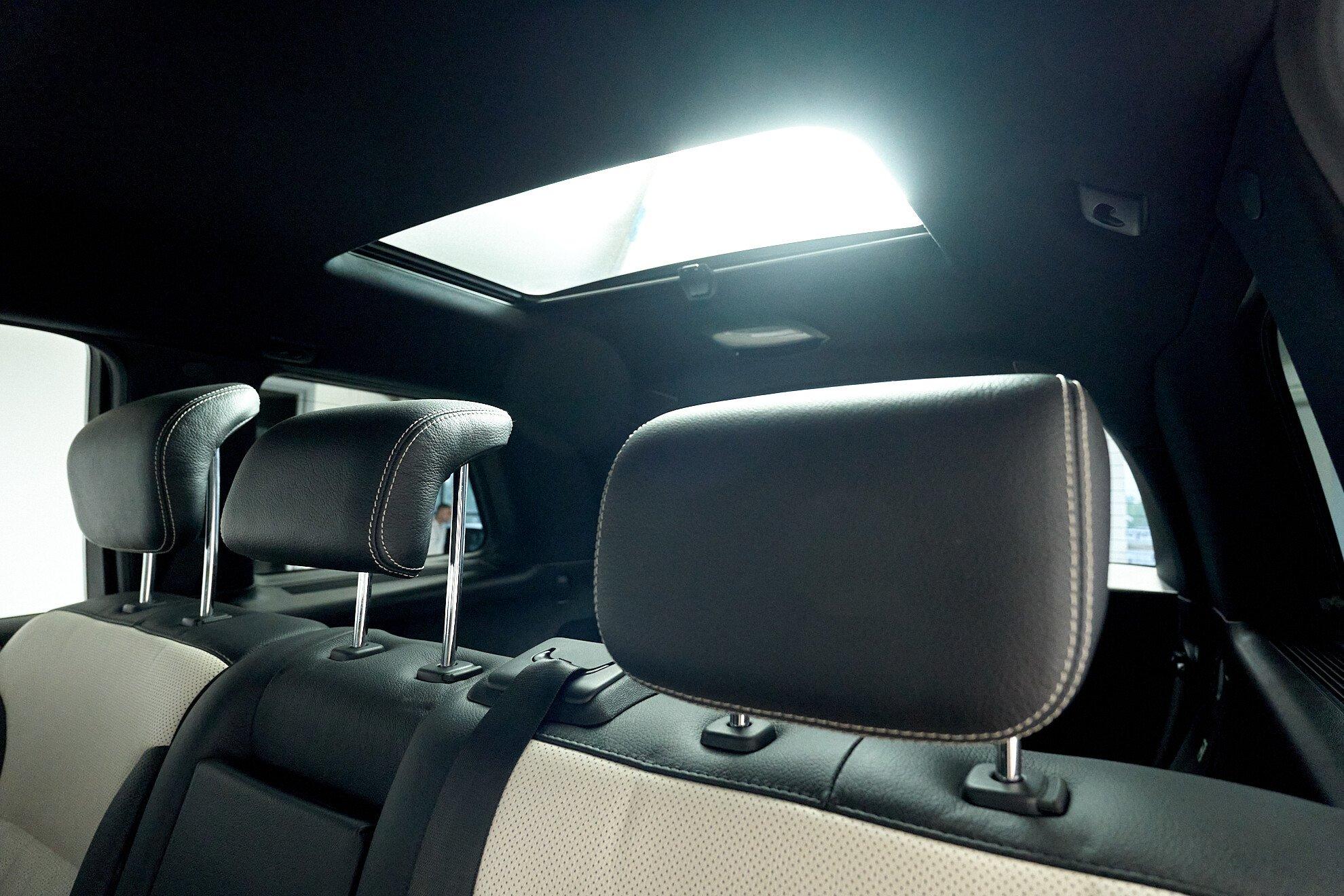 Mercedes-Benz GL-Класс 2011, белый