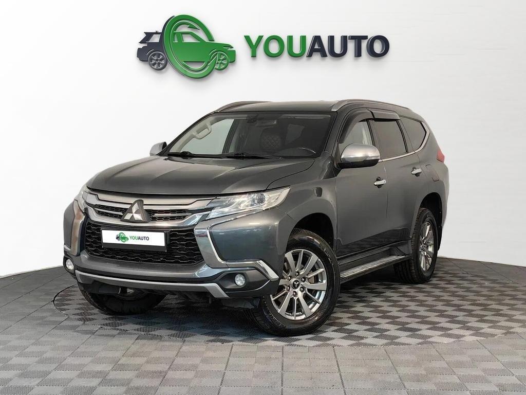 Mitsubishi Pajero Sport 2020, серый