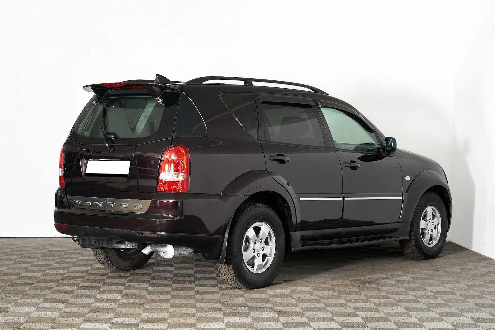 SsangYong Rexton 2012, пурпурный