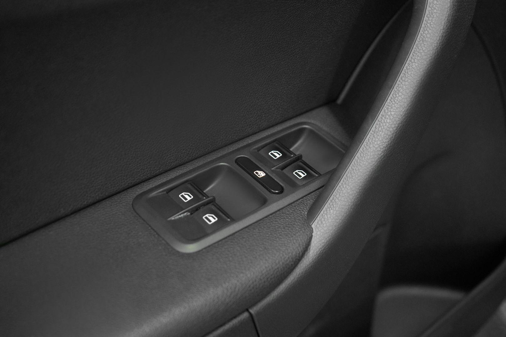 Skoda Yeti 2017, серый