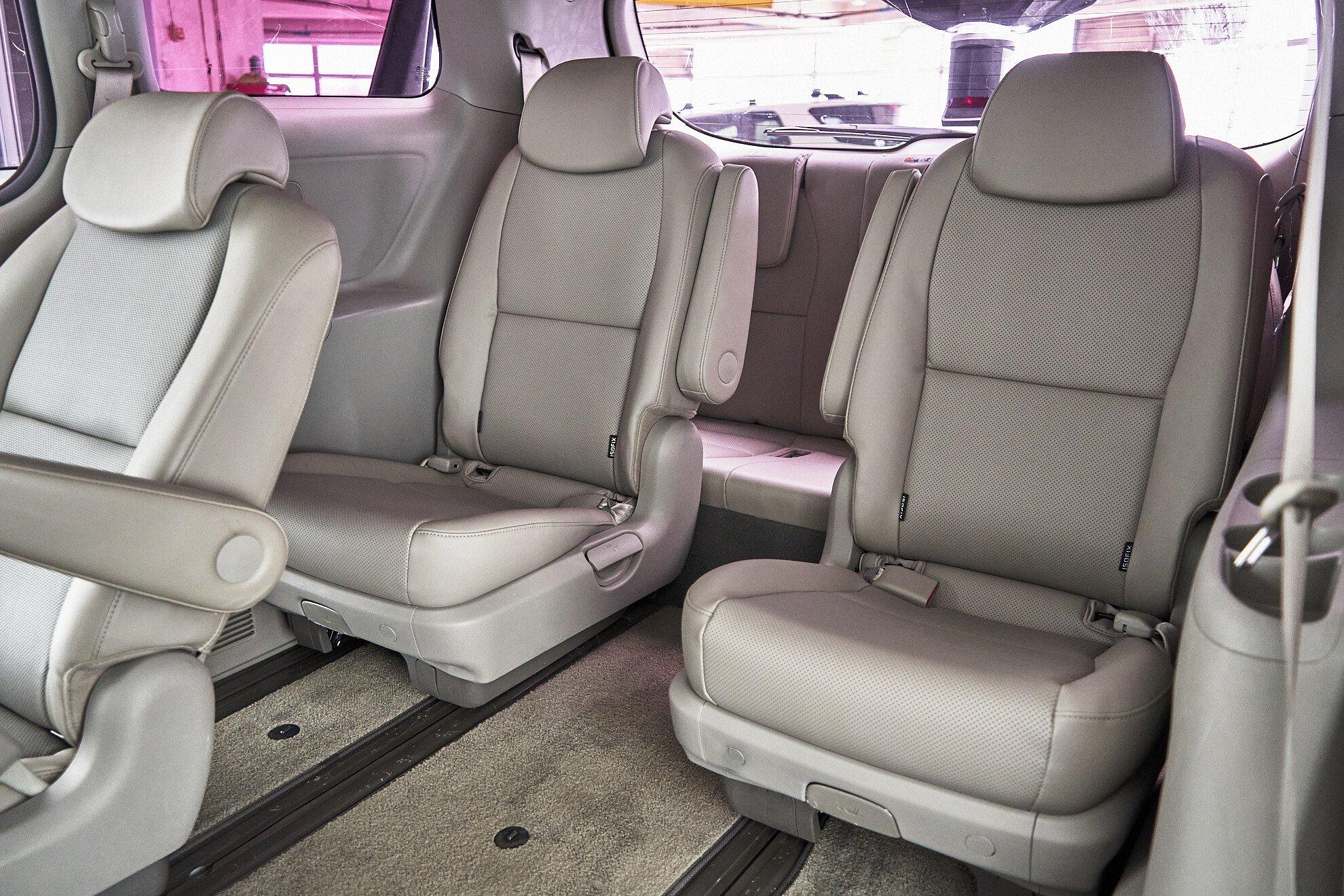 Kia Carnival 2020, черный