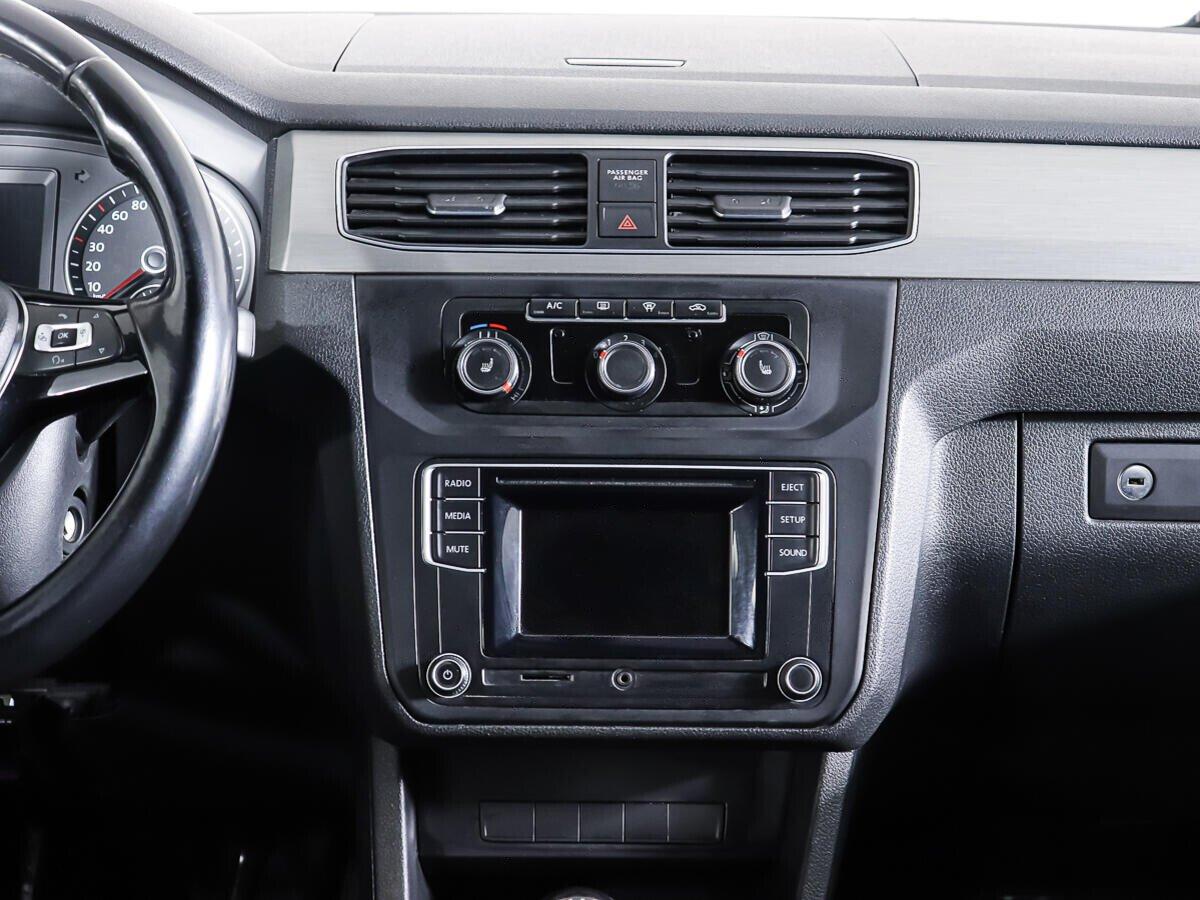 Volkswagen Caddy 2015, серебряный
