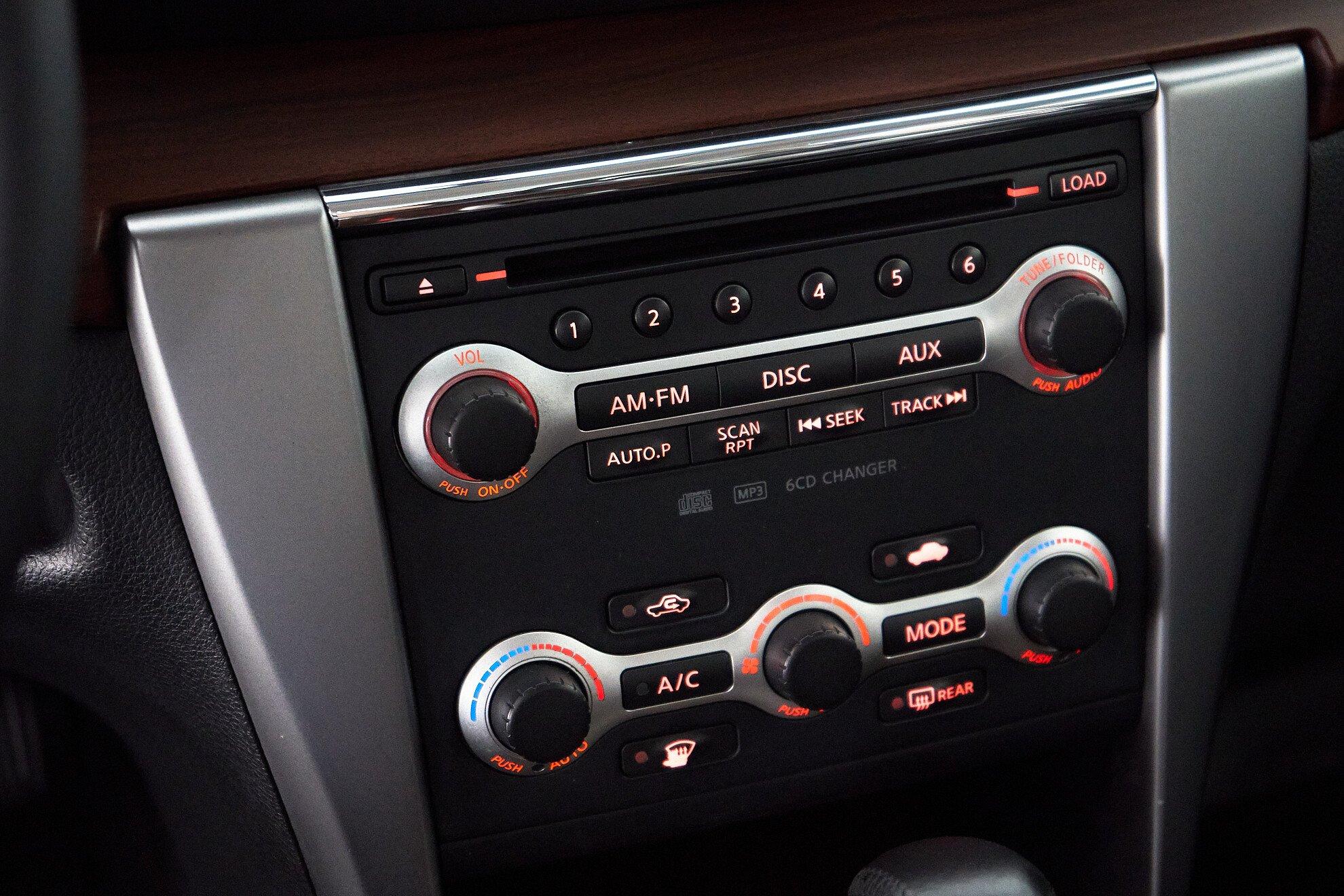 Nissan Teana 2011, черный