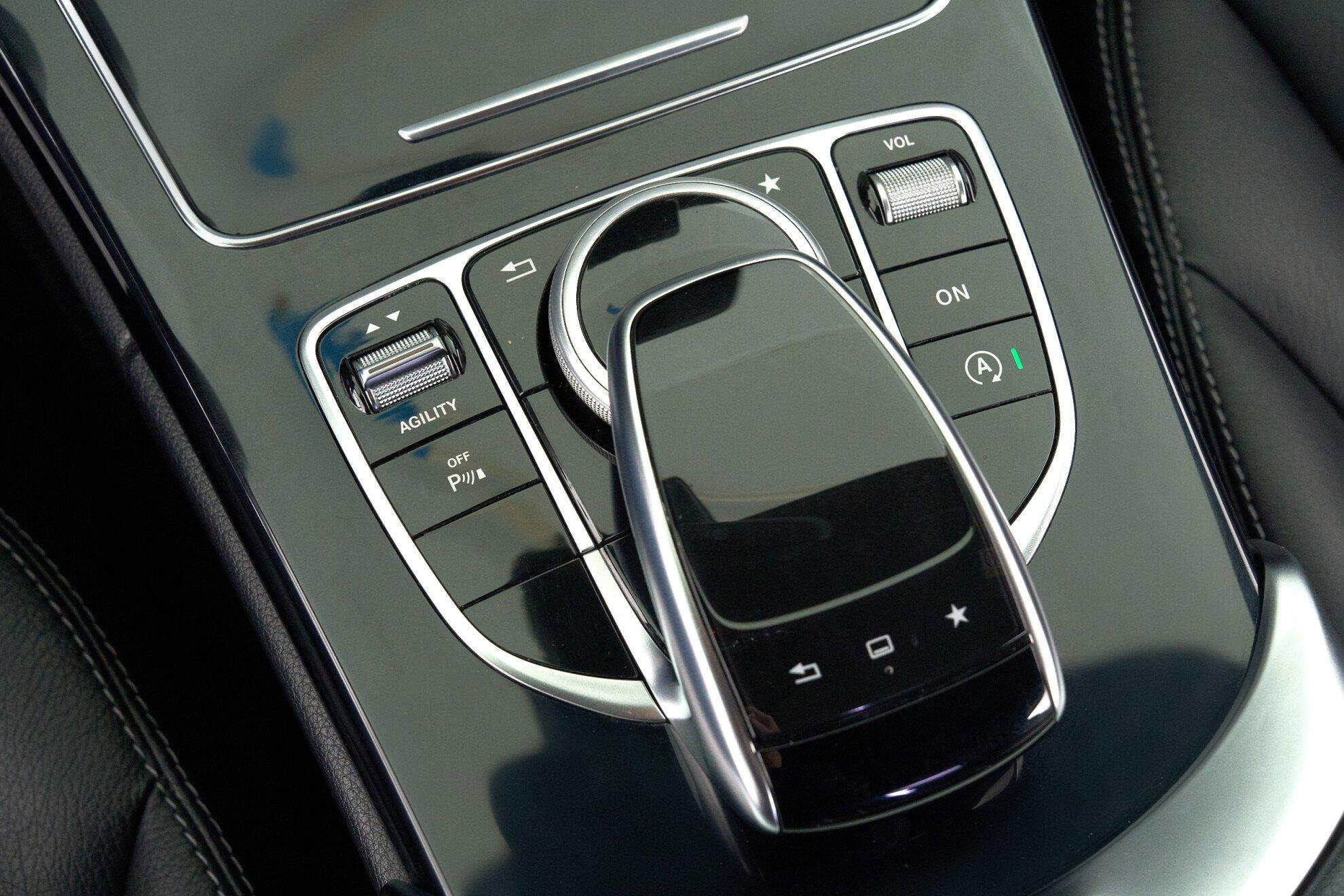 Mercedes-Benz C-Класс 2014, белый