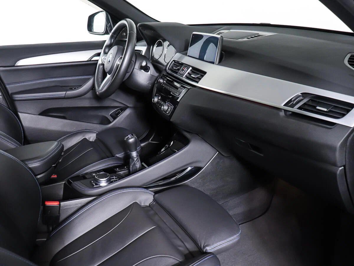 BMW X1 2018, черный