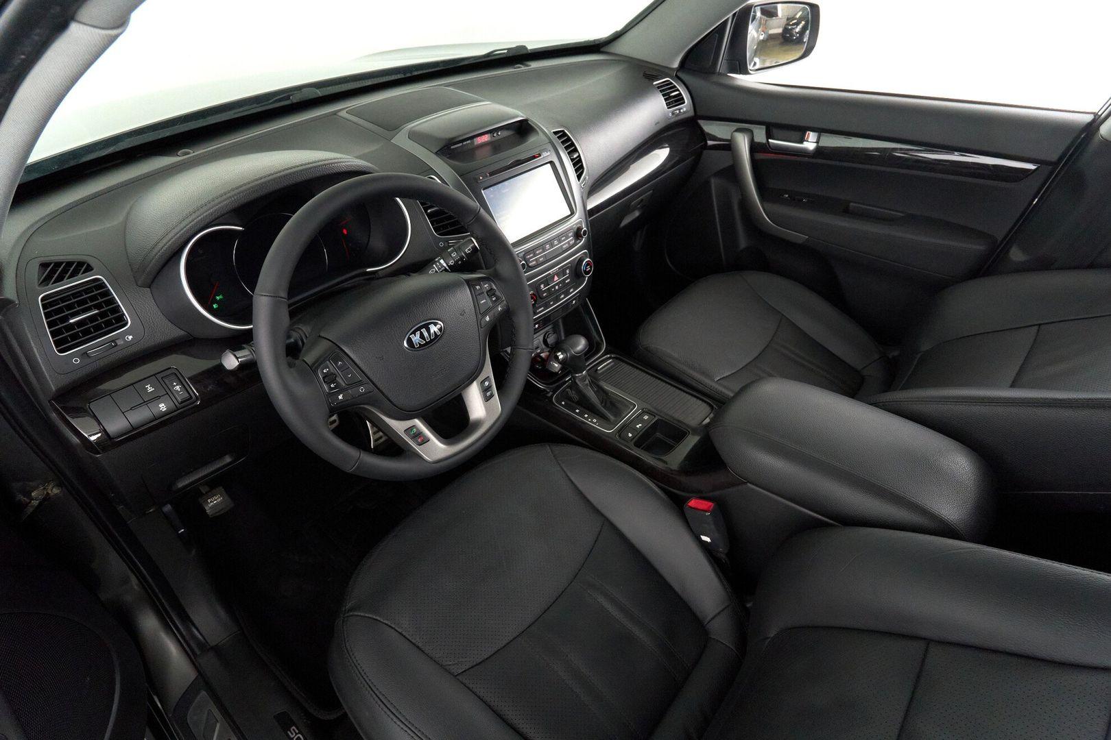 Kia Sorento 2017, серый