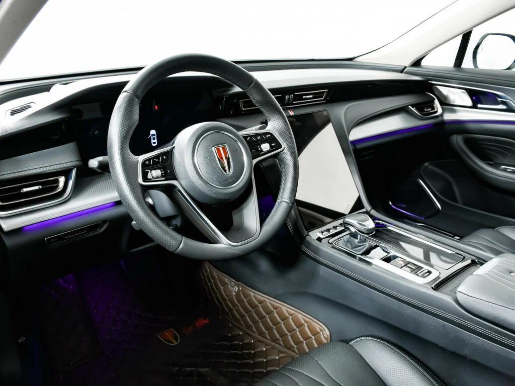 Hongqi H5 2023, белый