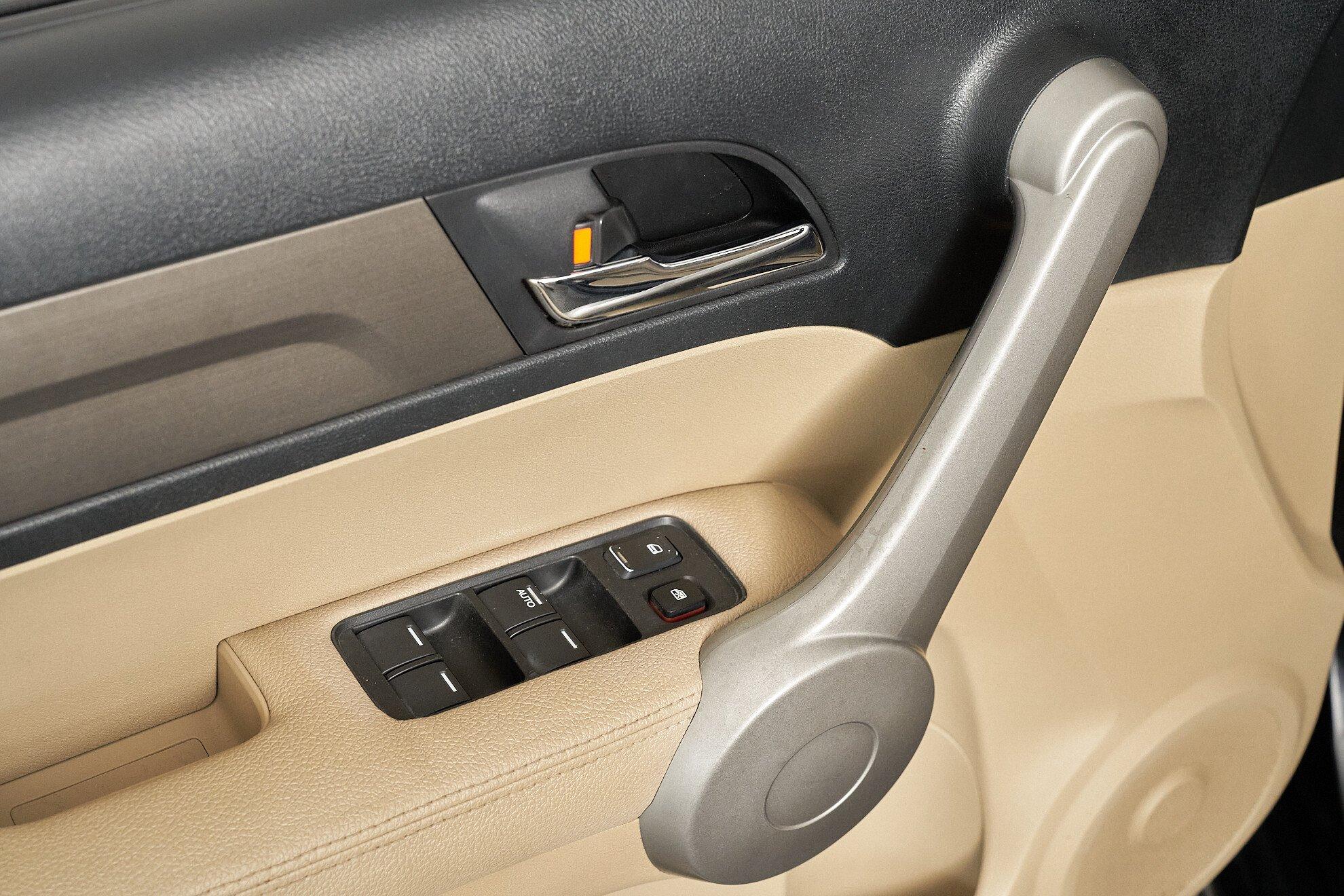 Honda CR-V 2008, черный