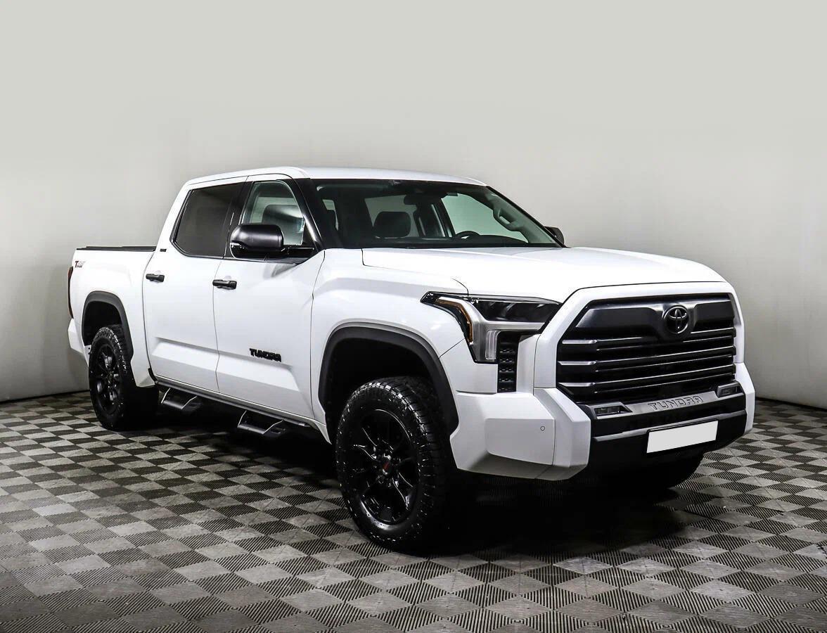 Toyota Tundra 2024, белый