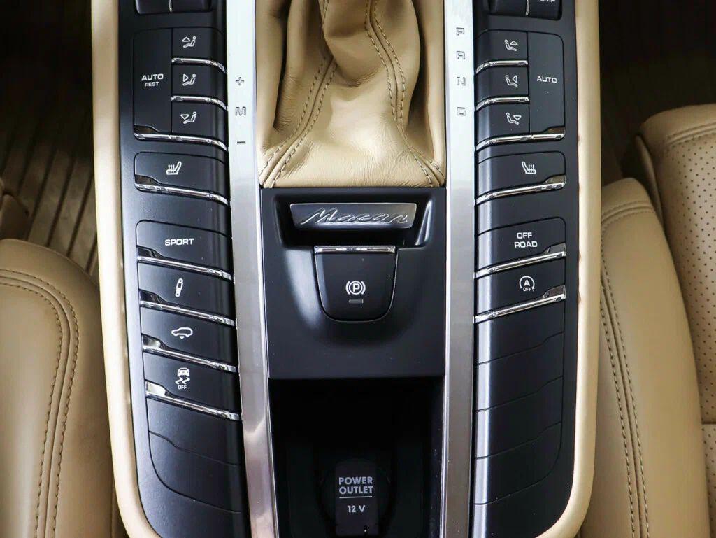 Porsche Macan 2016, белый