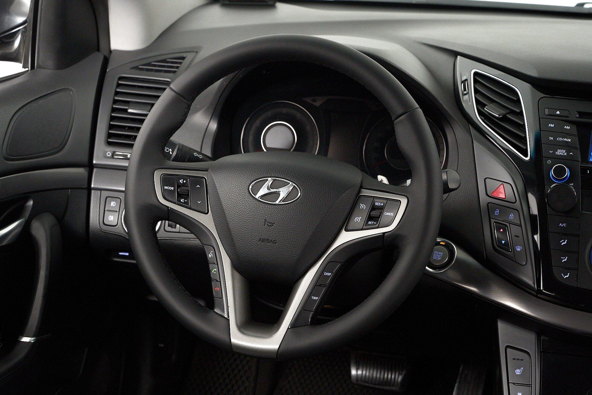 Hyundai i40 2013, серый