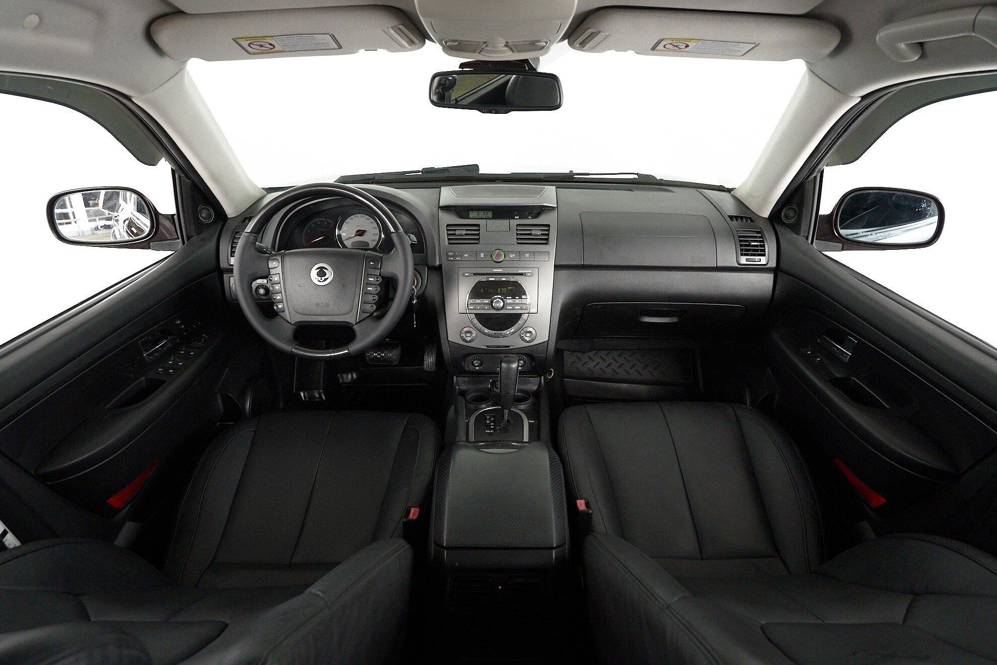 SsangYong Rexton 2012, пурпурный