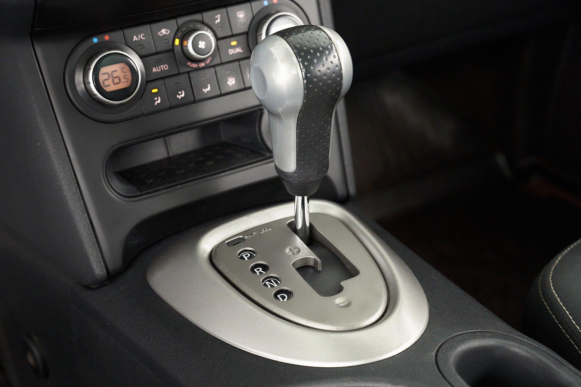 Nissan Qashqai 2012, черный