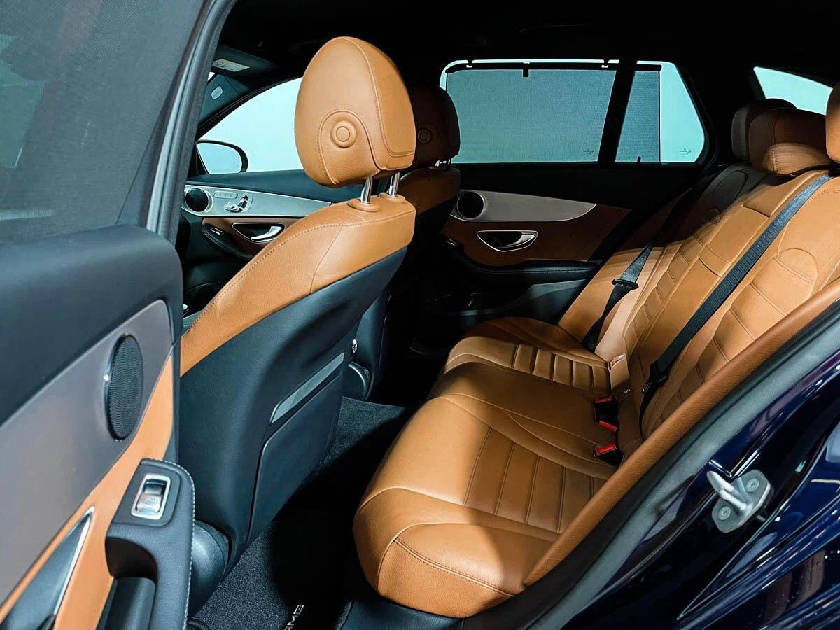 Mercedes-Benz C-Класс 2018, синий