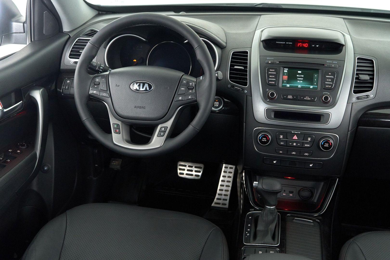 Kia Sorento 2018, белый