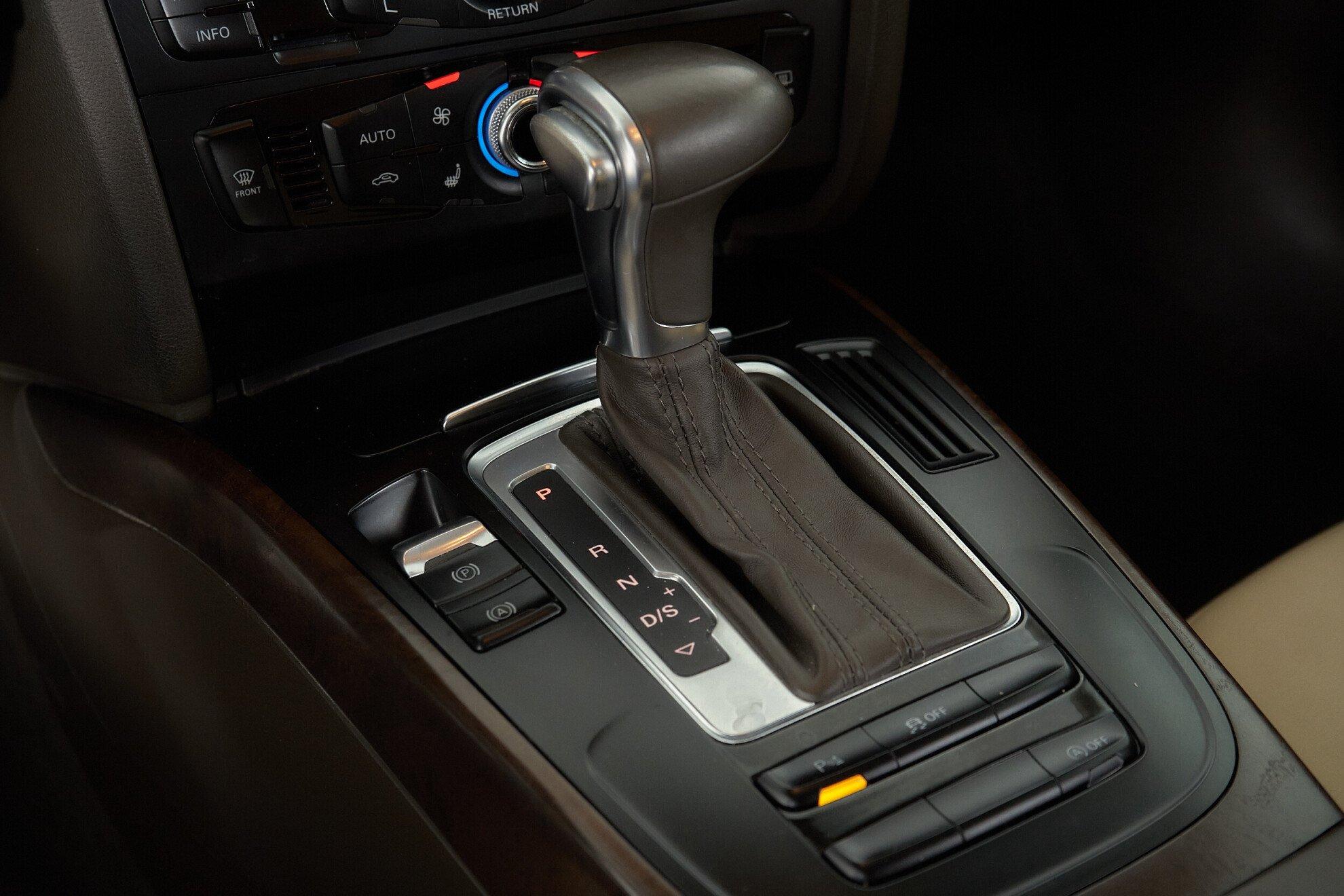 Audi A5 2013, белый