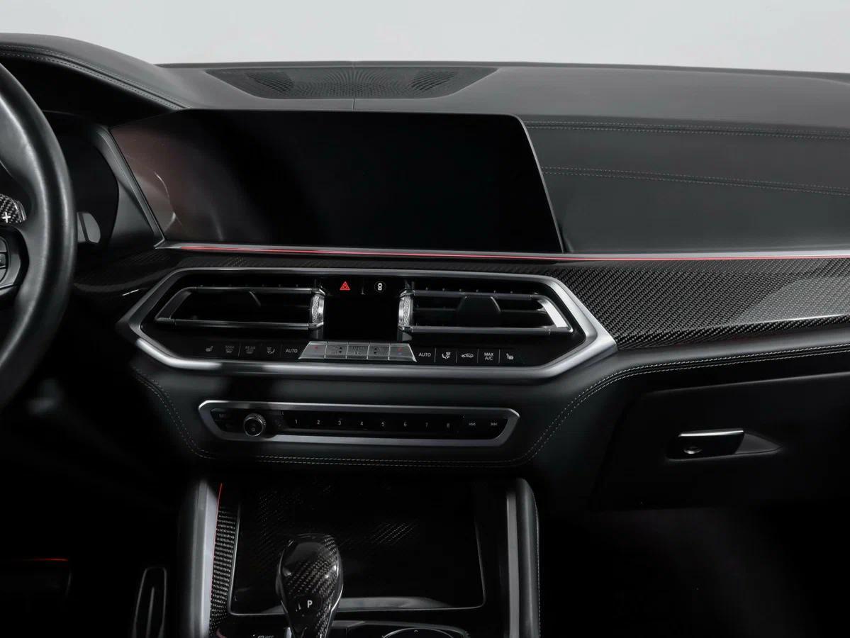 BMW X6 2020, красный