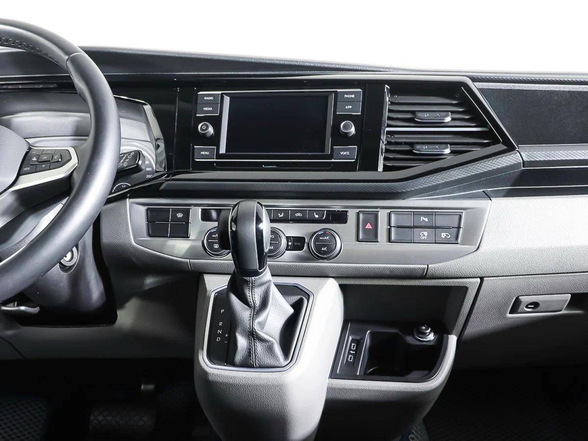 Volkswagen Caravelle 2021, синий