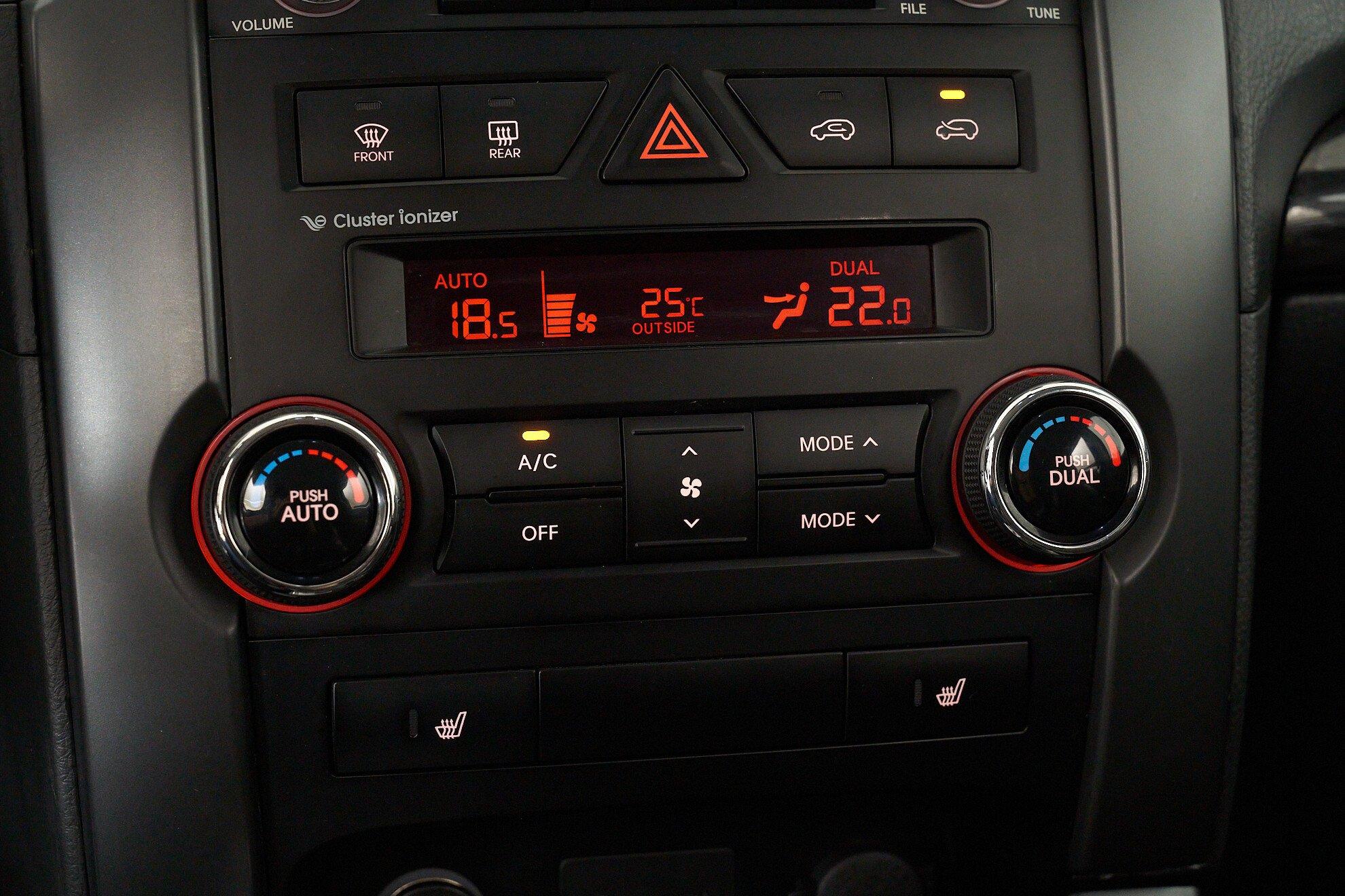 Kia Sorento 2010, серый