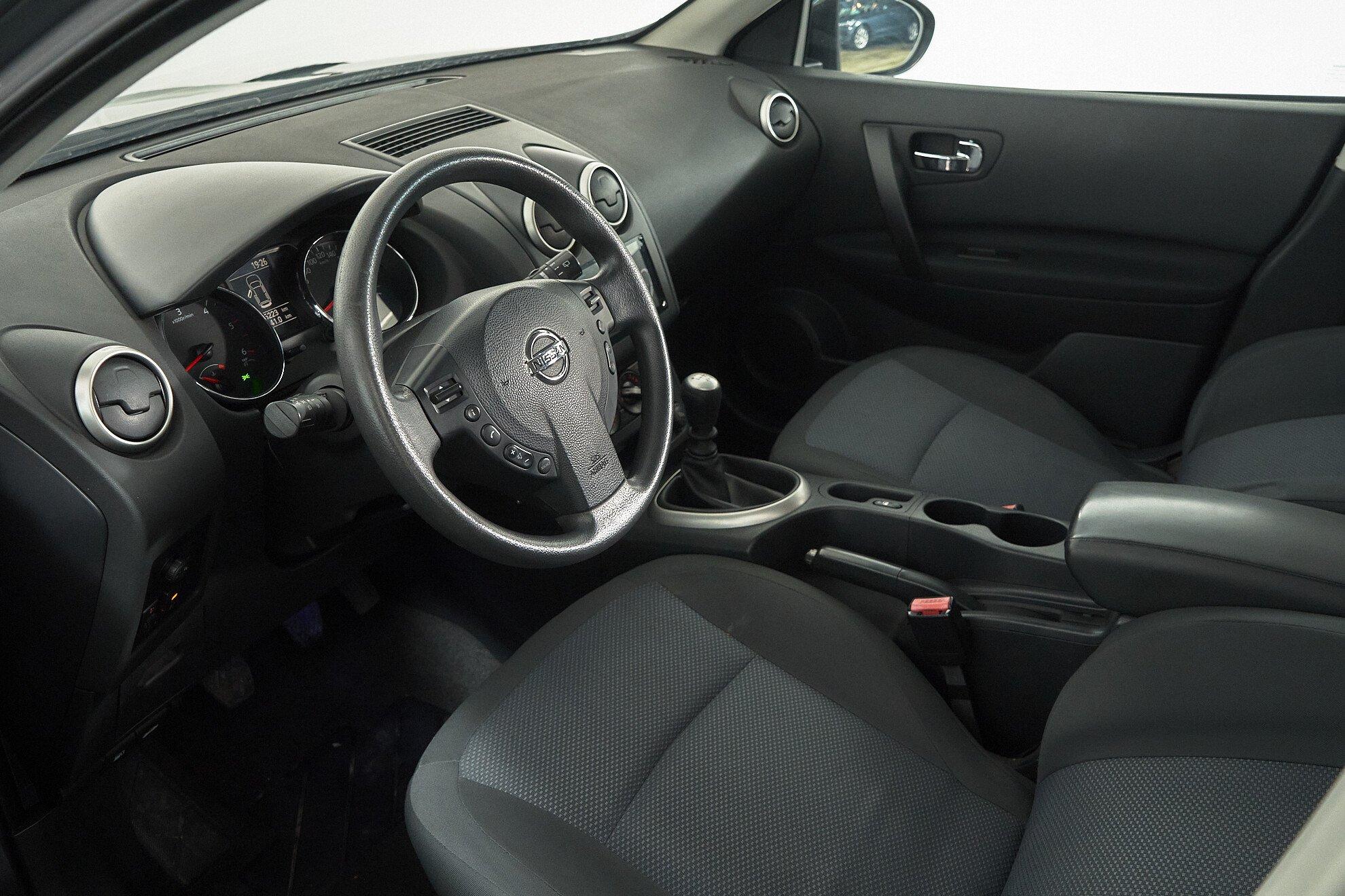 Nissan Qashqai+2 2012, серый